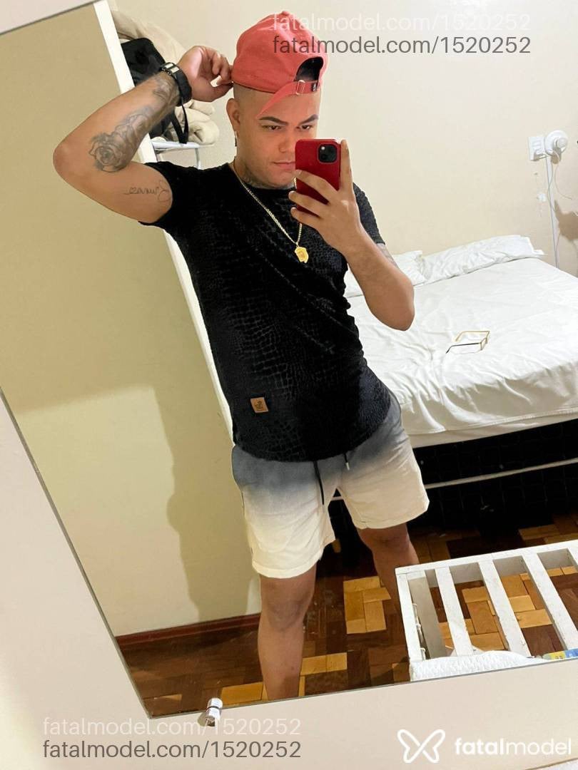 Acompanhante homem morena (o) de olhos castanhos - Guilherme Acompanhante homem morena (o) de olhos castanhos - Guilherme
