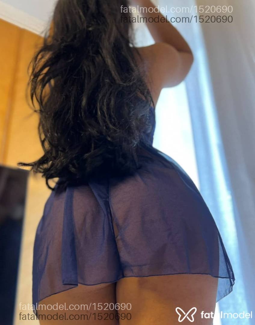 Acompanhante mulher morena (o) de olhos castanhos - Alice Nozaki