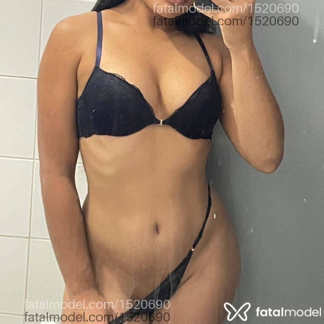 Acompanhante mulher morena (o) de olhos castanhos em Salvador - Alice Nozaki