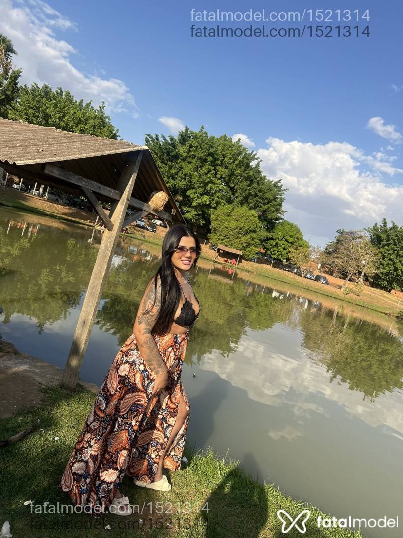 Acompanhante mulher morena (o) de olhos castanhos - Bruna Acompanhante mulher morena (o) de olhos castanhos - Bruna