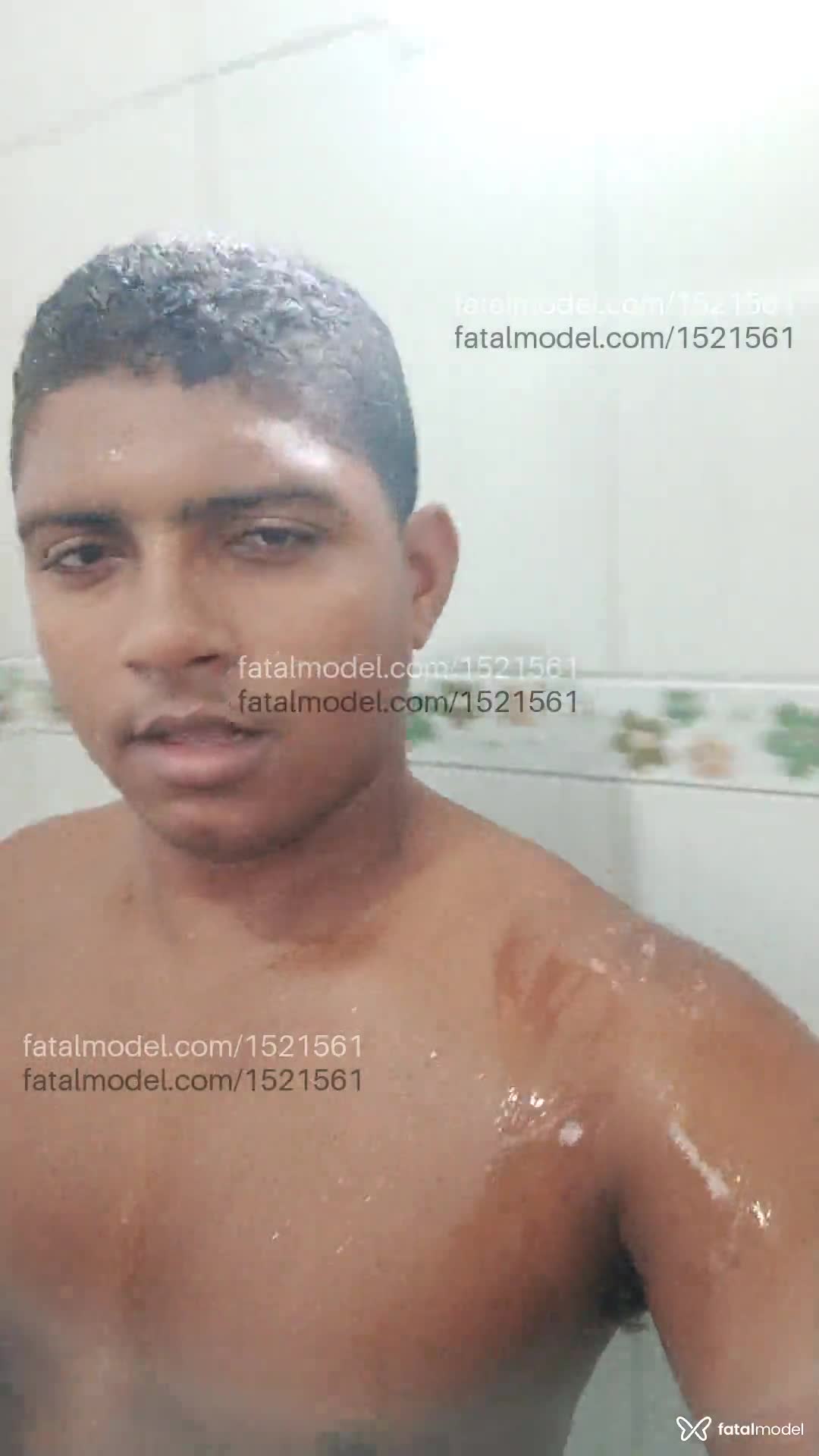 Acompanhante homem morena (o) de olhos castanhos em Virtual - Moreno baiano