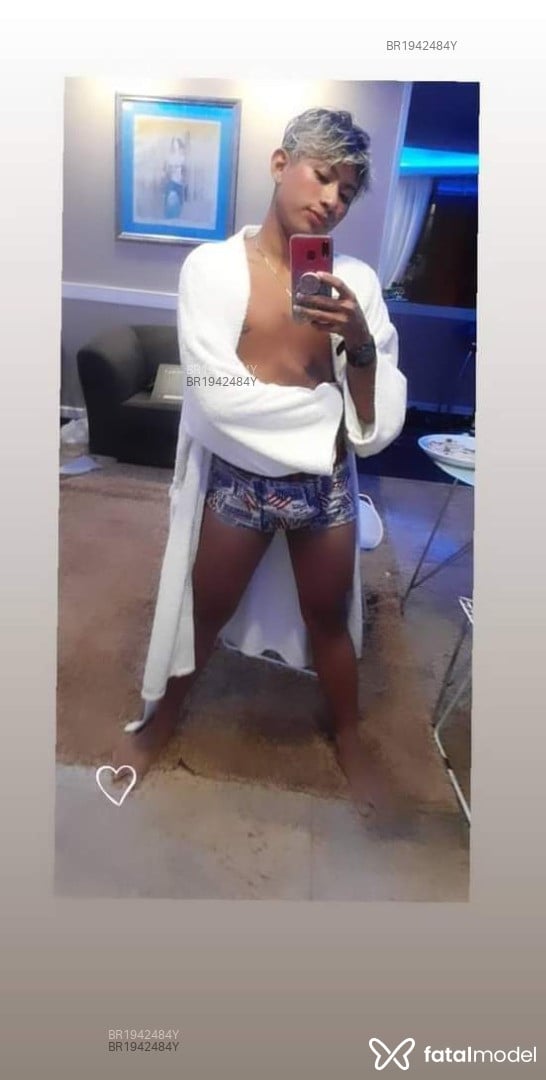 Acompanhante homem loira (o) de olhos cinza em Belém - Alysson styfler
