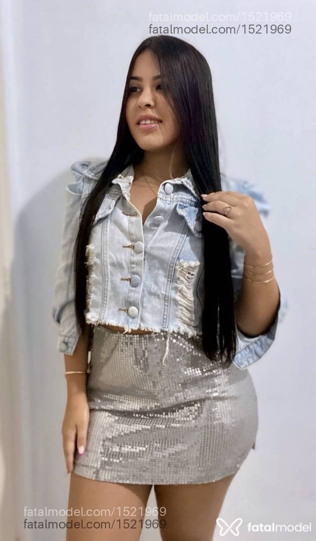 Acompanhante mulher morena (o) de olhos pretos em Balneário Camboriú - Sara Aguiar
