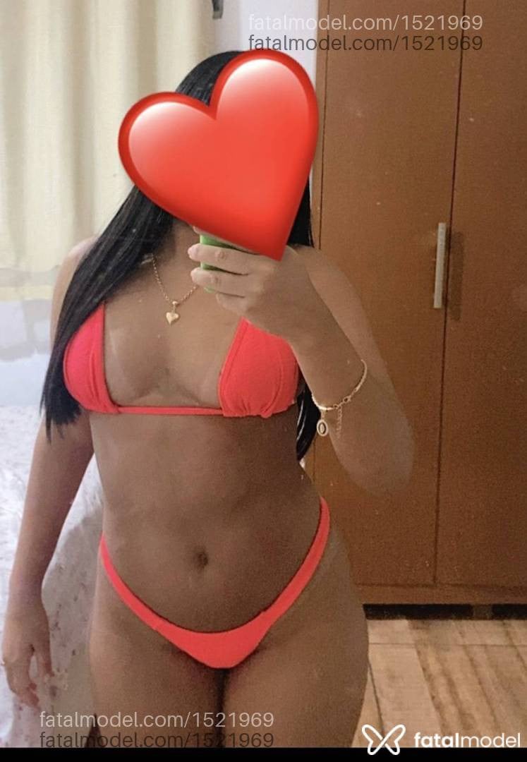 Acompanhante mulher morena (o) de olhos pretos - Sara Aguiar