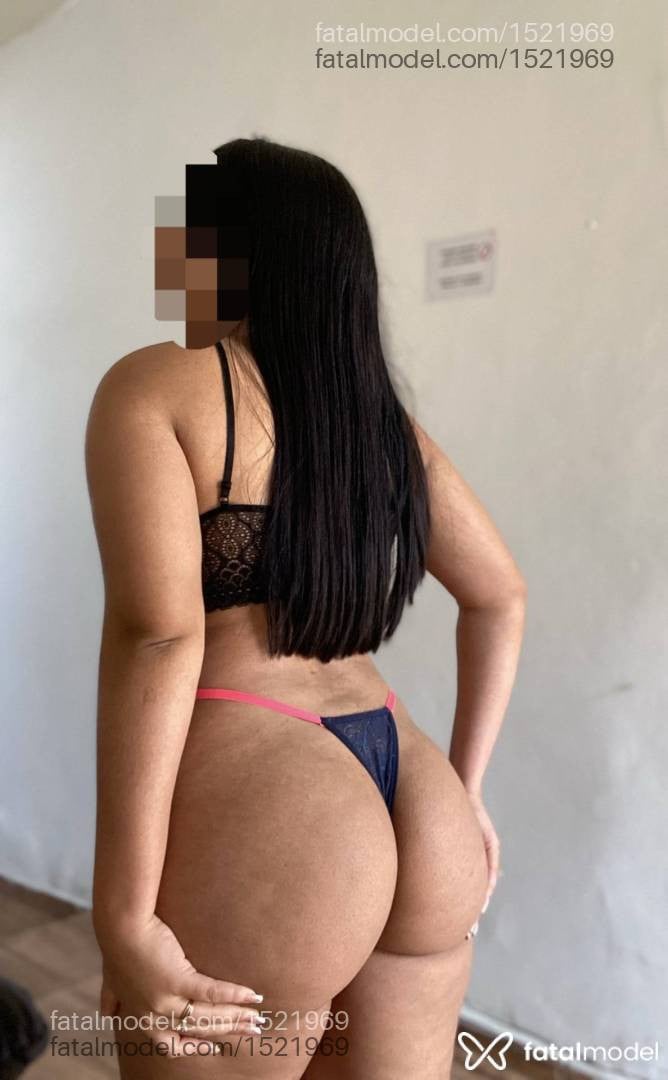 Acompanhante mulher morena (o) de olhos pretos - Sara Aguiar