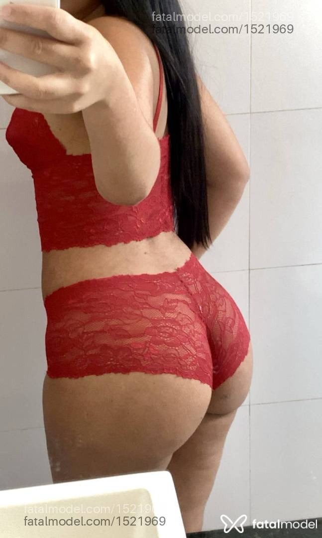 Acompanhante mulher morena (o) de olhos pretos - Sara Aguiar