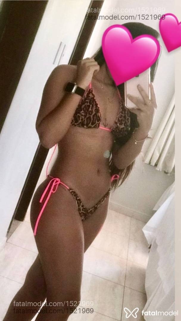 Acompanhante mulher morena (o) de olhos pretos - Sara Aguiar