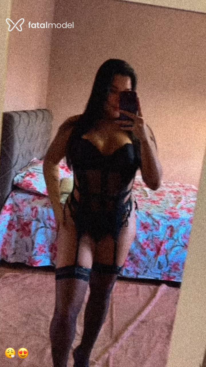 Acompanhante mulher morena (o) de olhos castanhos em Itapemirim Acompanhante mulher morena (o) de olhos castanhos em Itapemirim - Mylla