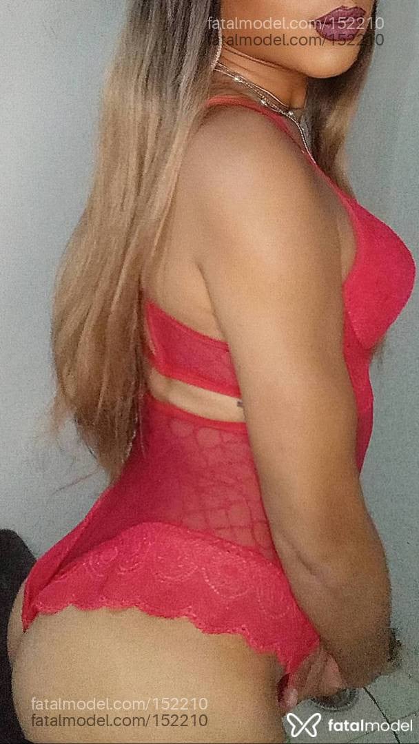 Acompanhante mulher trans morena (o) de olhos castanhos em Aracruz - Alicía Bitencourt