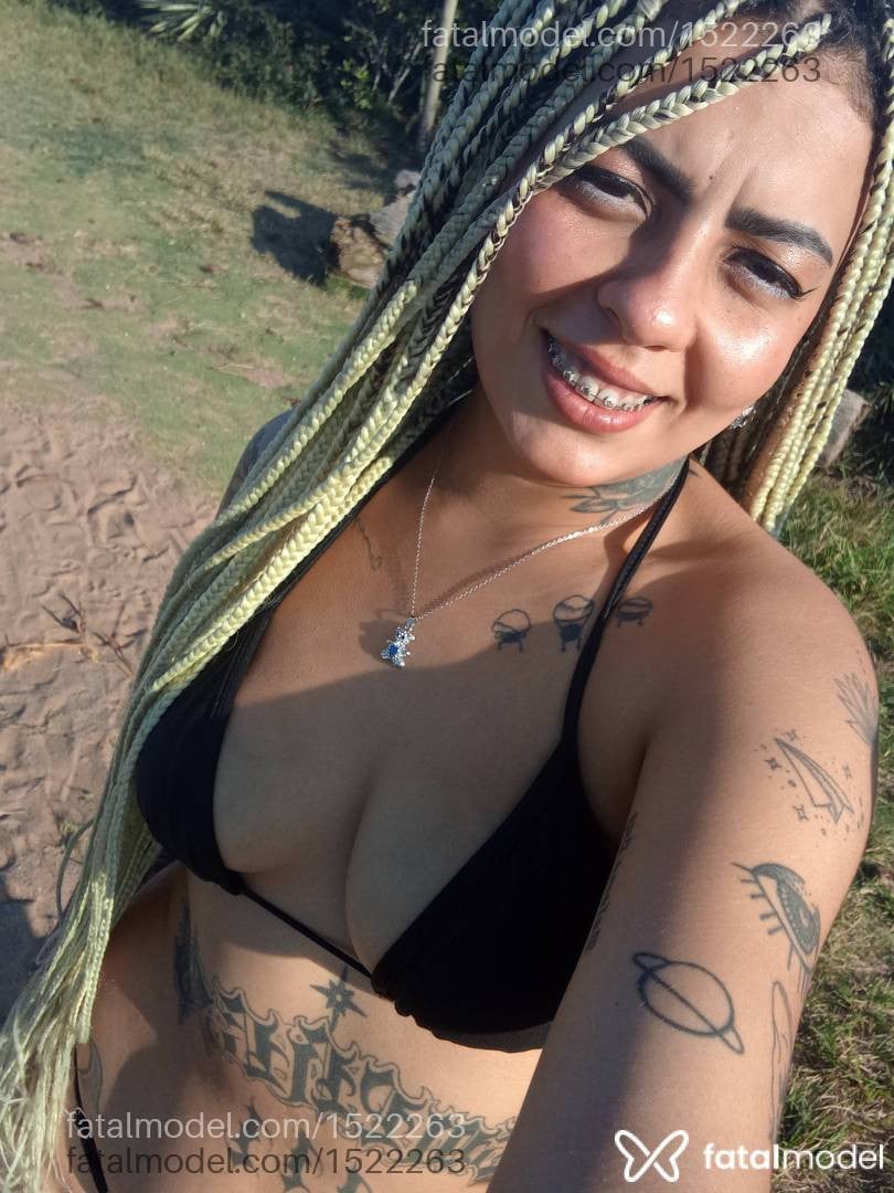 Acompanhante mulher morena (o) de olhos castanhos - Kelly Acompanhante mulher morena (o) de olhos castanhos - Kelly