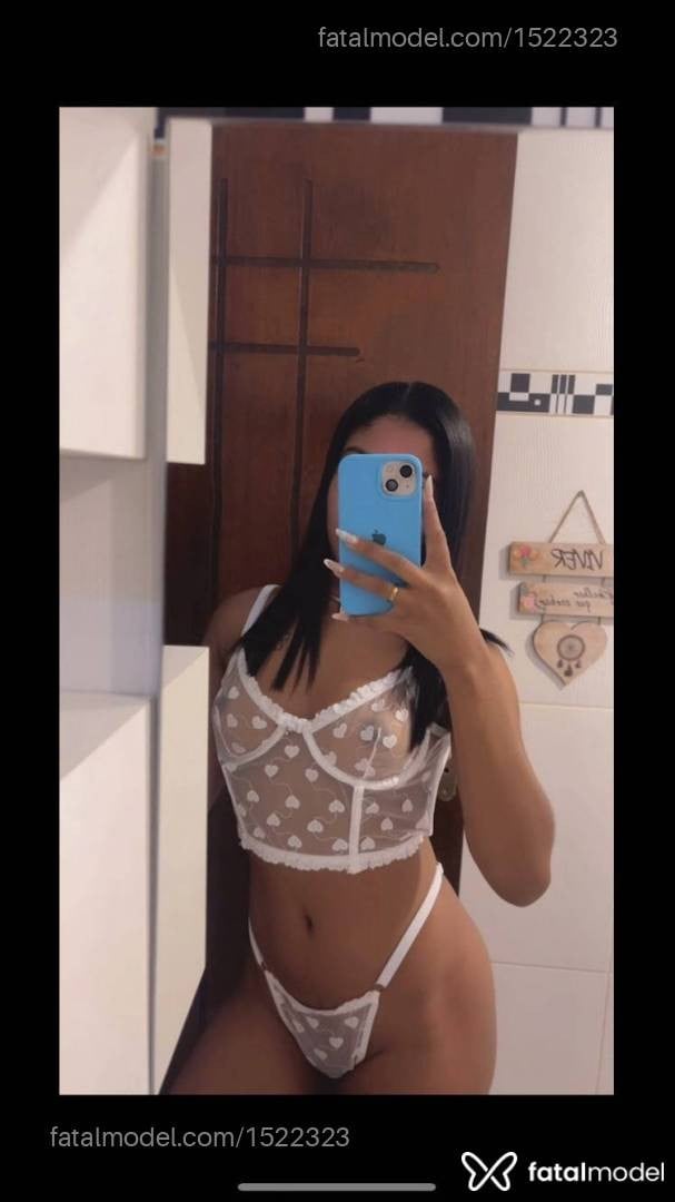 Acompanhante mulher com cabelo castanho de olhos castanhos em Santa Cruz do Sul - Raaai