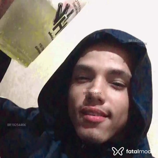 Acompanhante homem morena (o) de olhos pretos em Rio Verde - Guihrv