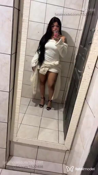 Acompanhante mulher loira (o) de olhos pretos em Blumenau - Eduarda