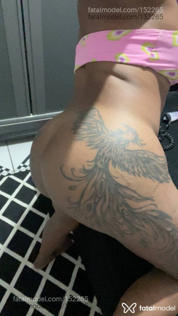 Acompanhante mulher trans ruiva (o) de olhos cinza em Araguaína - Laila medeiros