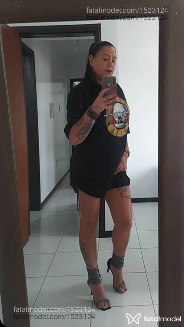 Acompanhante mulher morena (o) de olhos pretos em Soledade - Débora