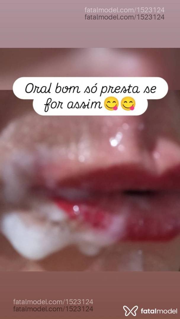Acompanhante mulher morena (o) de olhos pretos - Débora