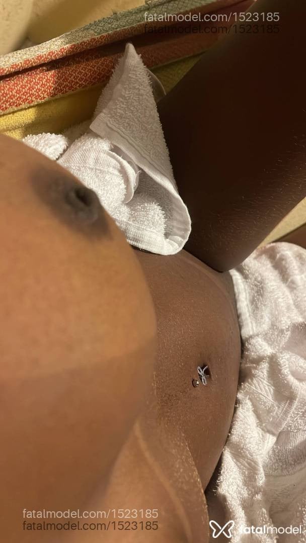 Acompanhante mulher morena (o) de olhos pretos em Foz do Iguaçu - ísis Albuquerque