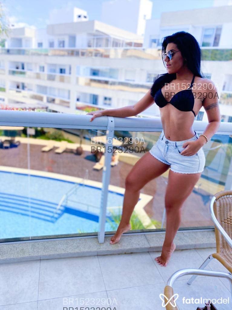 Acompanhante mulher morena (o) de olhos mel em Juiz de Fora - Rhaella Coelho