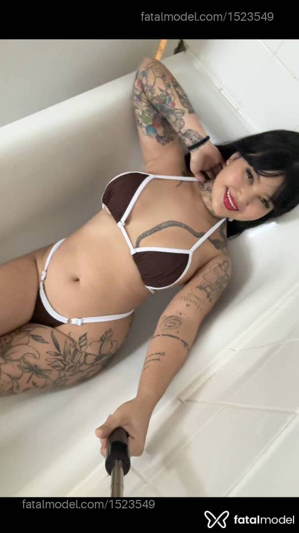 Acompanhante mulher morena (o) de olhos castanhos em Goiânia Acompanhante mulher morena (o) de olhos castanhos em Goiânia - Mika Ozu