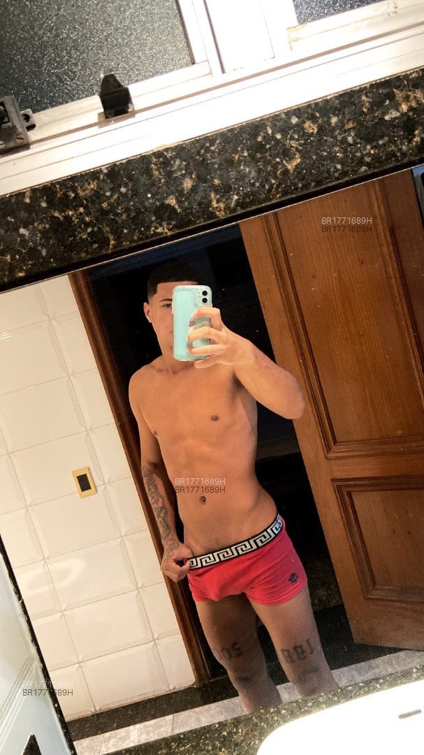 Acompanhante homem morena (o) de olhos mel em Bragança Paulista - Artur Alves