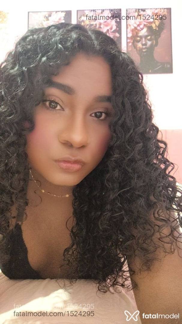 Acompanhante travesti morena (o) de olhos castanhos em Serra - Travesti Anaconda