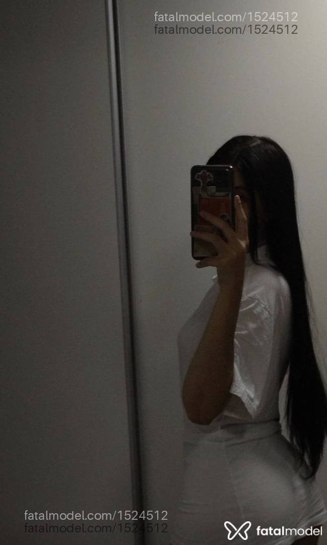 Acompanhante mulher morena (o) de olhos pretos - Milena Lins