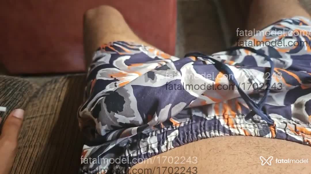 Acompanhante homem com cabelo castanho de olhos castanhos em Tubarão Acompanhante homem com cabelo castanho de olhos castanhos em Tubarão - Karlos