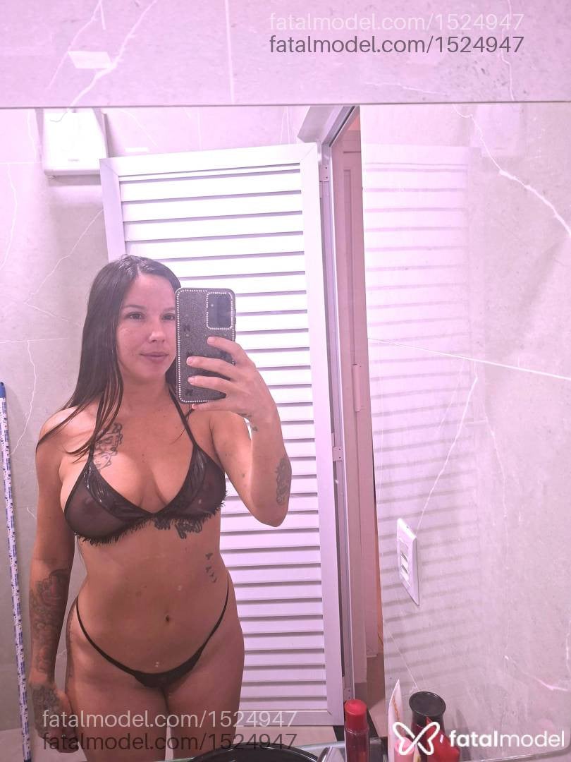 Acompanhante mulher morena (o) de olhos castanhos - Patrícia