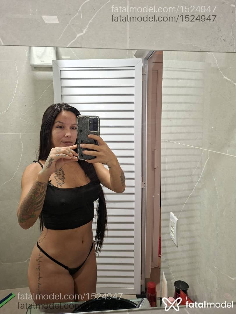 Acompanhante mulher morena (o) de olhos castanhos - Patrícia