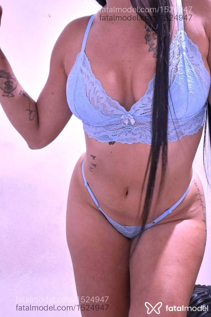 Acompanhante mulher morena (o) de olhos castanhos - Patrícia