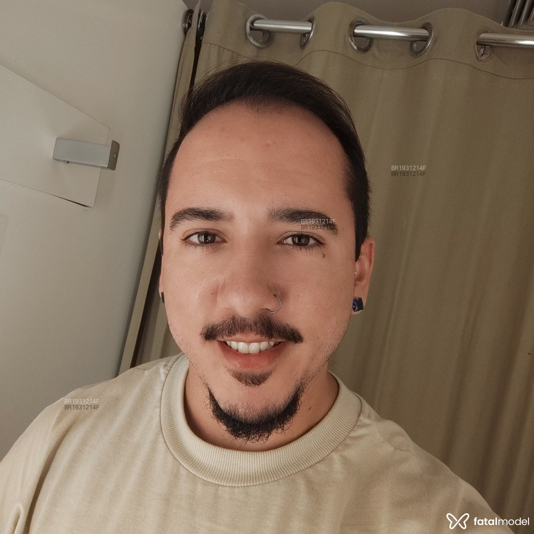 Acompanhante homem com cabelo castanho de olhos castanhos em Joinville - Geovani Souza