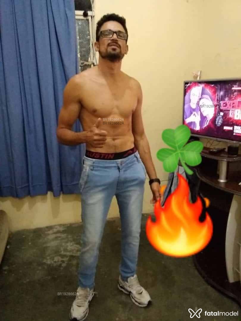 Acompanhante homem morena (o) de olhos pretos em Belo Horizonte Acompanhante homem morena (o) de olhos pretos em Belo Horizonte - Luan Lacerda