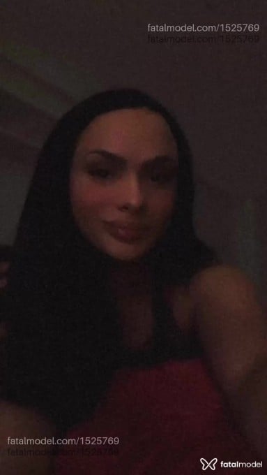Acompanhante mulher trans com cabelo castanho de olhos castanhos em Barbacena Acompanhante mulher trans com cabelo castanho de olhos castanhos em Barbacena - LANA LUZ