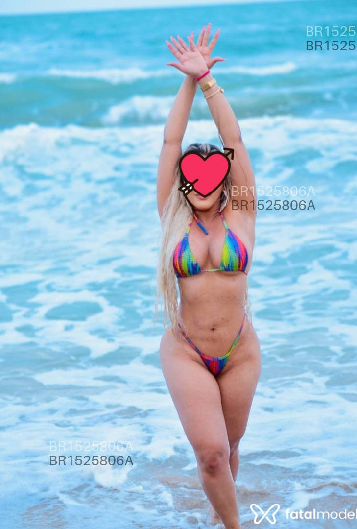 Acompanhante mulher loira (o) de olhos castanhos em Lucas do Rio Verde - Mannuela Alves