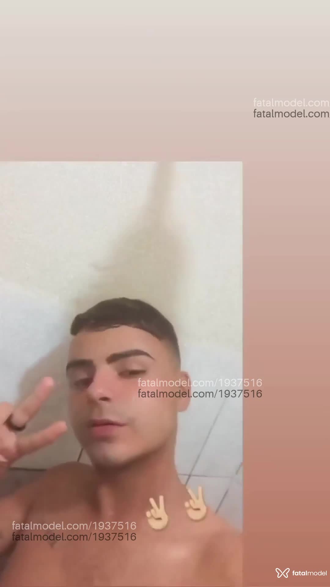Acompanhante homem morena (o) de olhos pretos em Brasília - Rodrigo