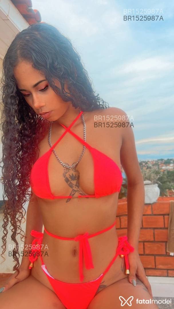 Acompanhante mulher morena (o) de olhos castanhos - Amanda Araes