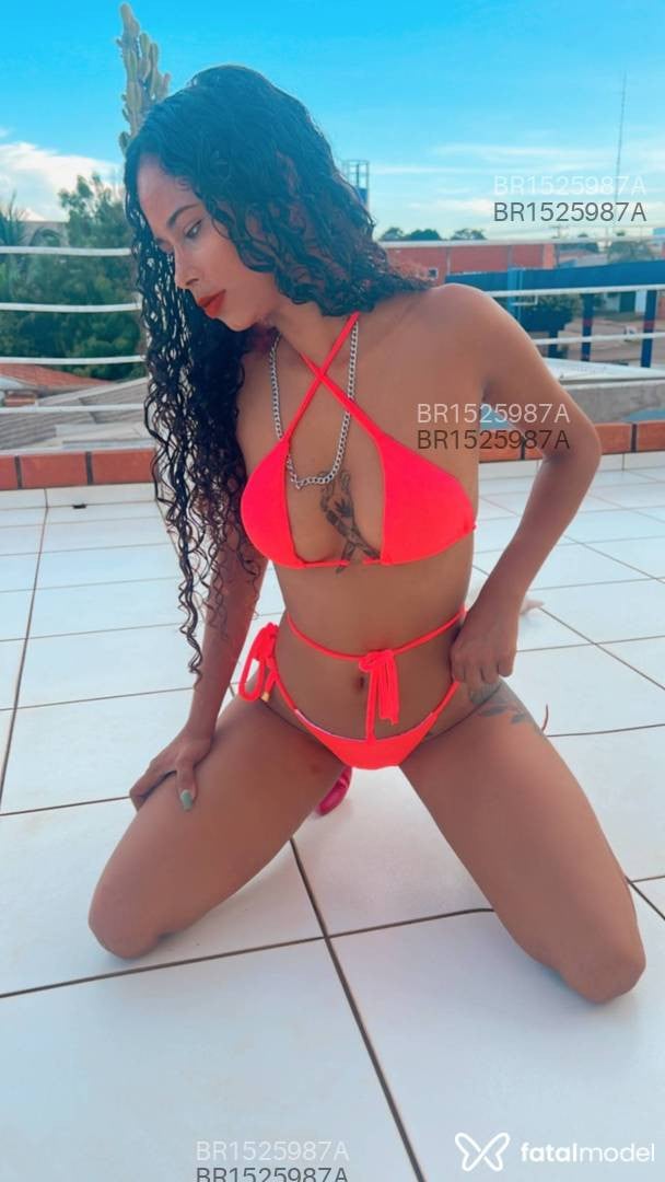 Acompanhante mulher morena (o) de olhos castanhos - Amanda Araes