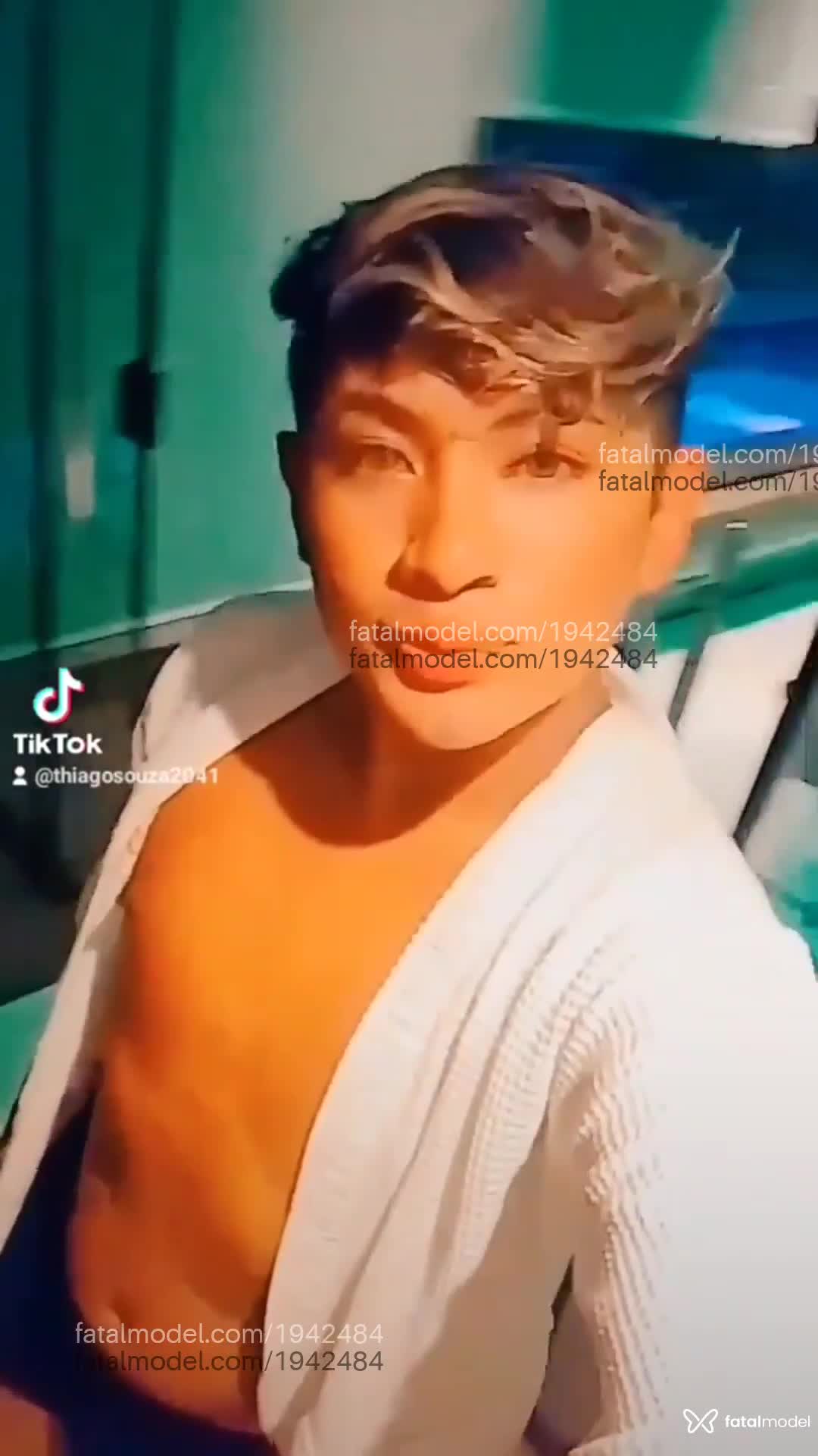 Acompanhante homem loira (o) de olhos cinza em Belém - Alysson styfler