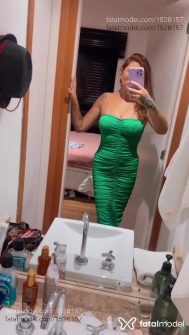 Acompanhante mulher ruiva (o) de olhos verdes em São Paulo - Selene
