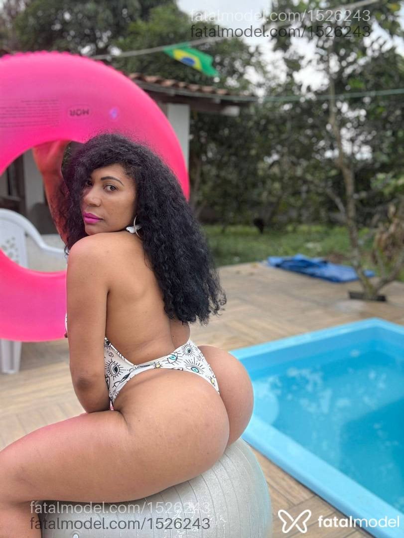 Acompanhante mulher morena (o) de olhos pretos em Feira de Santana - Catarina