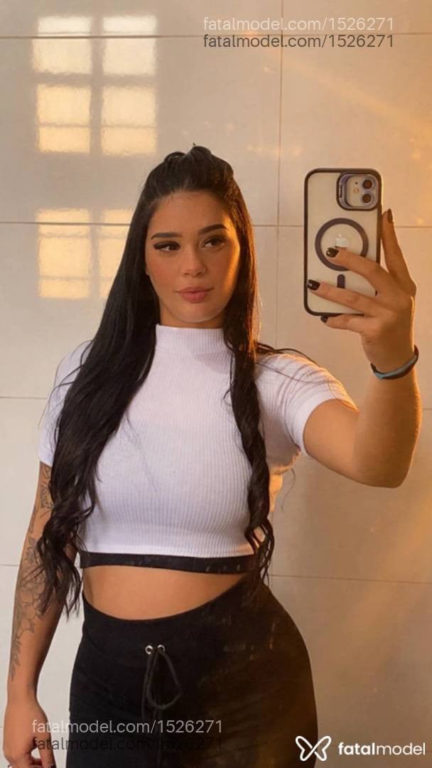 Acompanhante mulher morena (o) de olhos castanhos - Júlia Dias