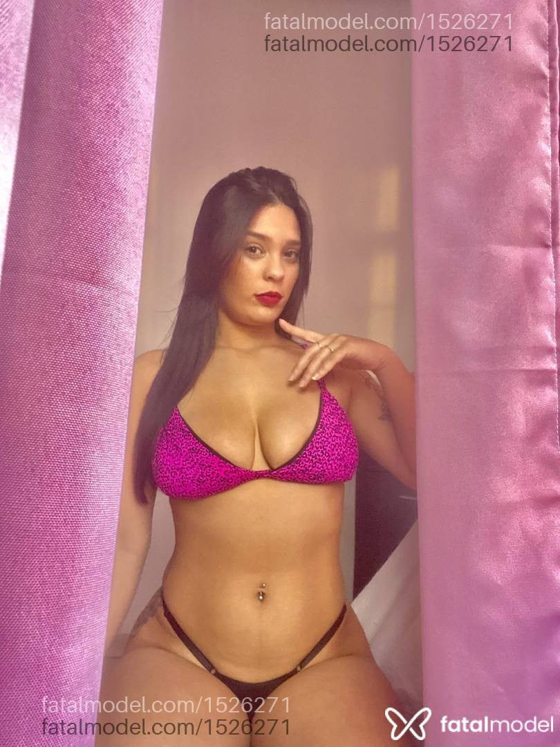 Acompanhante mulher morena (o) de olhos castanhos - Júlia Dias