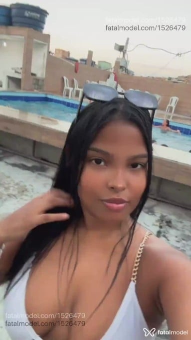 Acompanhante mulher morena (o) de olhos pretos em Campos dos Goytacazes - Larah tavares