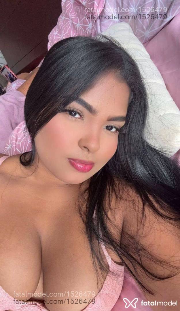 Acompanhante mulher morena (o) de olhos pretos - Larah tavares