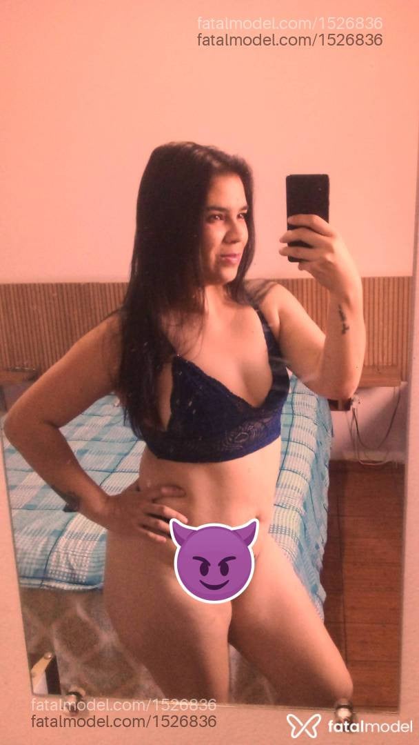 Acompanhante mulher morena (o) de olhos castanhos - Anny
