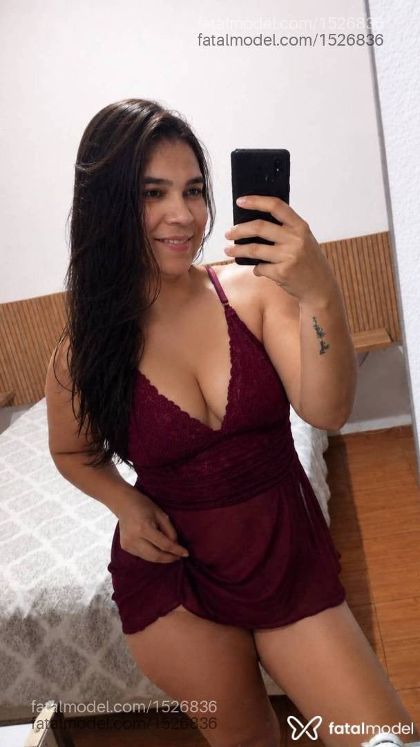 Acompanhante mulher morena (o) de olhos castanhos - Anny