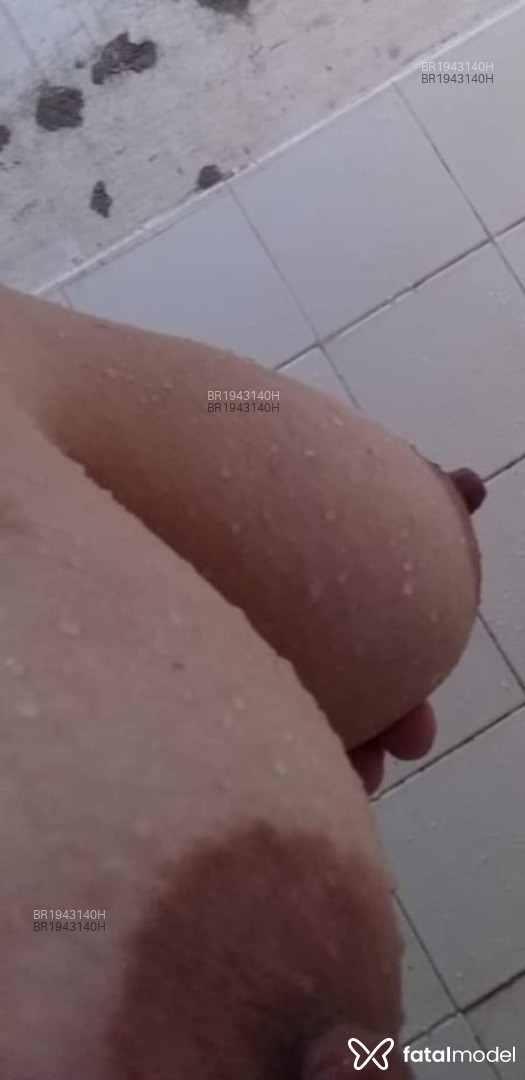 Acompanhante mulher com cabelo castanho de olhos castanhos em Itaí Acompanhante mulher com cabelo castanho de olhos castanhos em Itaí - Verônica