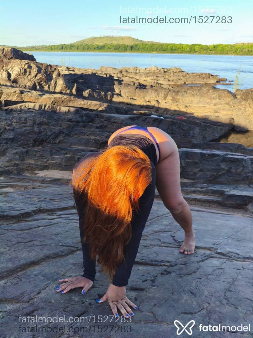 Acompanhante mulher com cabelo castanho de olhos castanhos - Jéssica Andrade