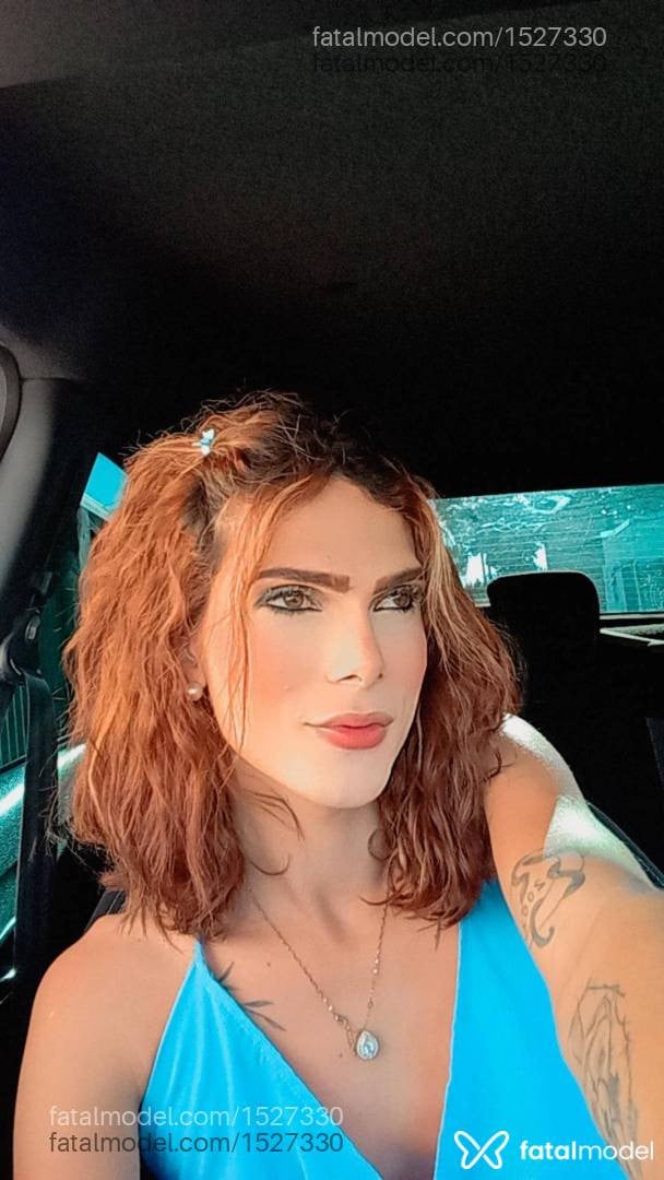 Acompanhante mulher trans loira (o) de olhos castanhos - Gabrielysouza