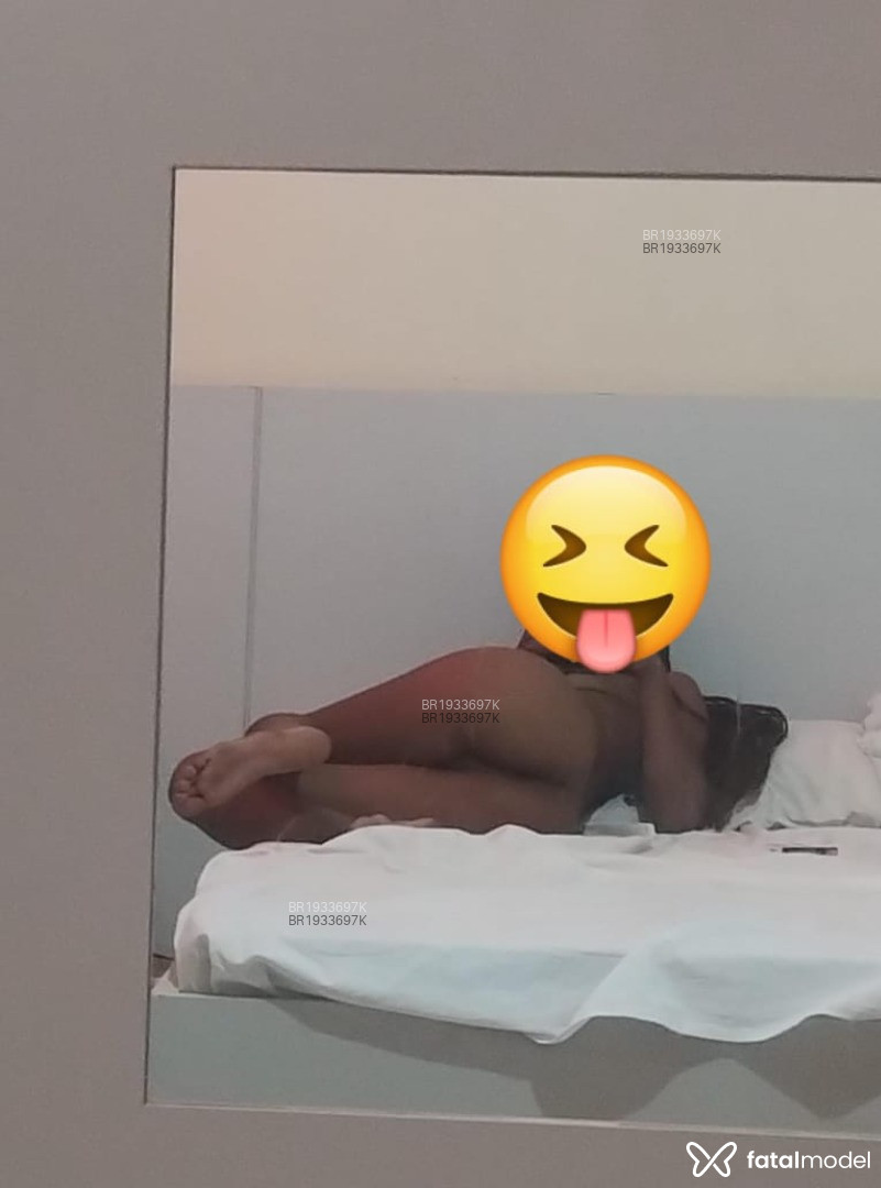 Acompanhante mulher morena (o) de olhos pretos em Nova Serrana Acompanhante mulher morena (o) de olhos pretos em Nova Serrana - Hilary Black